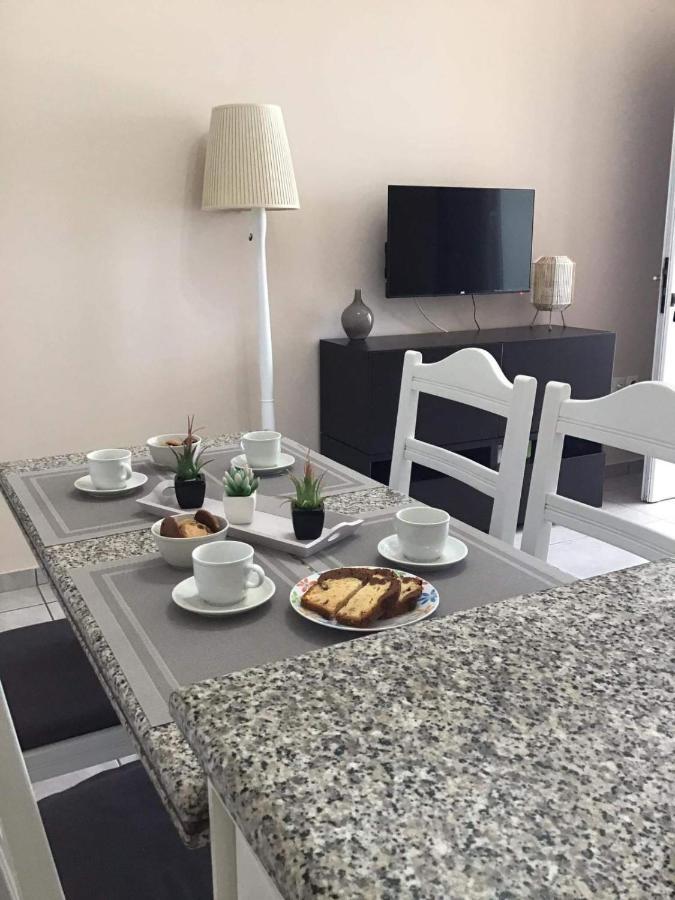 Seaside Apartment Ксиропигадо Екстериор снимка